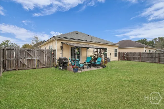 $2,400 | 135 Alexander Way, Richmond Hill, GA 31324