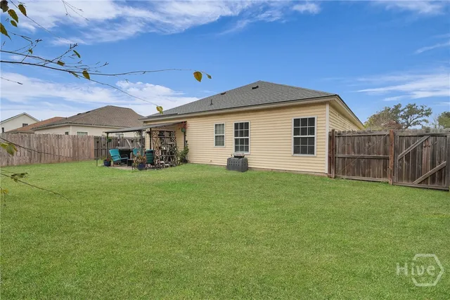 $2,400 | 135 Alexander Way, Richmond Hill, GA 31324