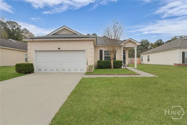 $2,400 | 135 Alexander Way, Richmond Hill, GA 31324