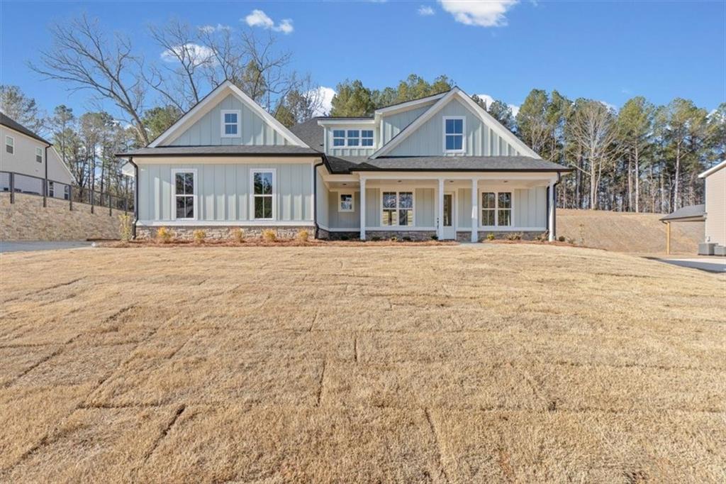 7 Everwood Court Rome, GA 30161 - Photo 3 of 55 a front view of a house with a yard