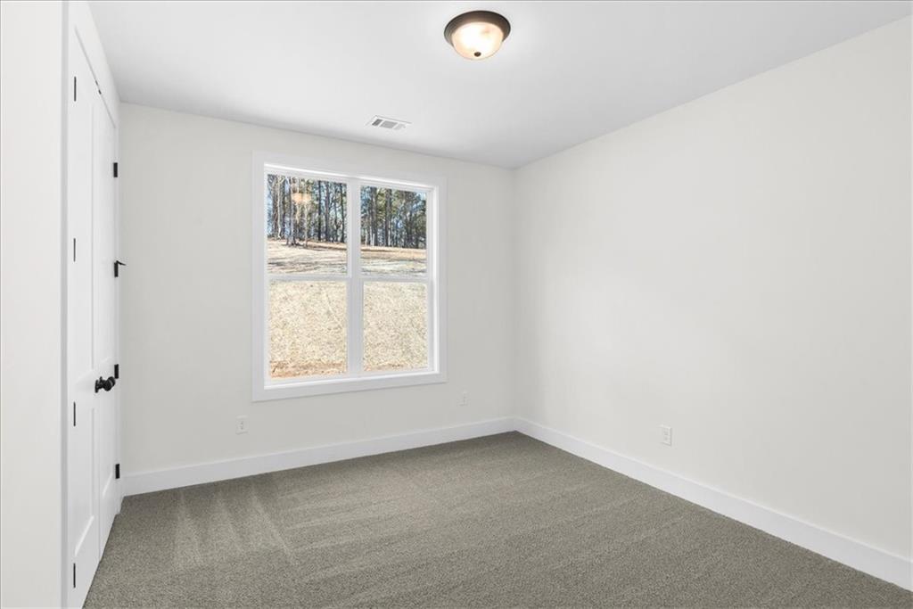 7 Everwood Court Rome, GA 30161 - Photo 32 of 55 an empty room with a window