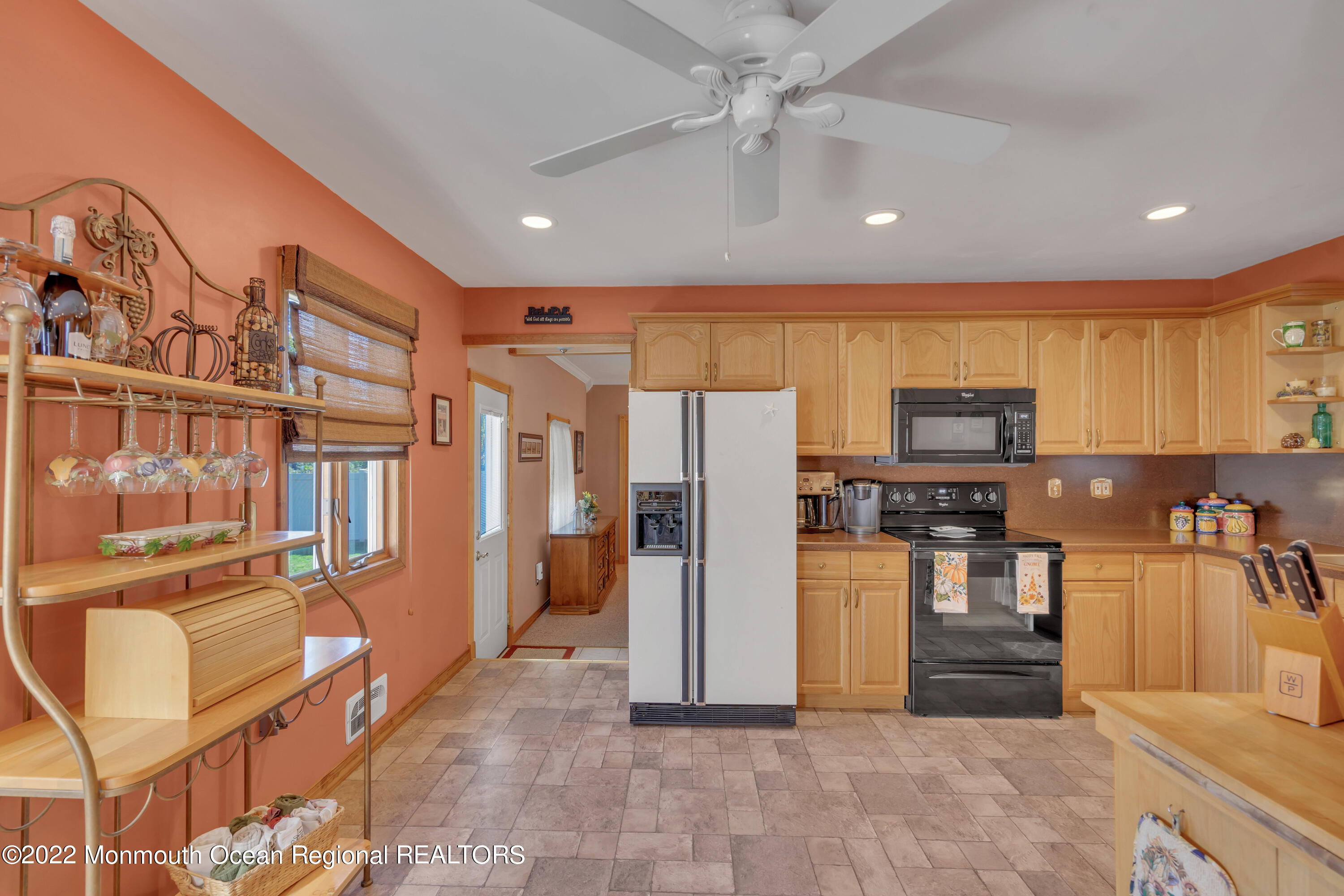 17 Glenmore Road Freehold, NJ 07728 - Photo 13 of 67 054_ev203198