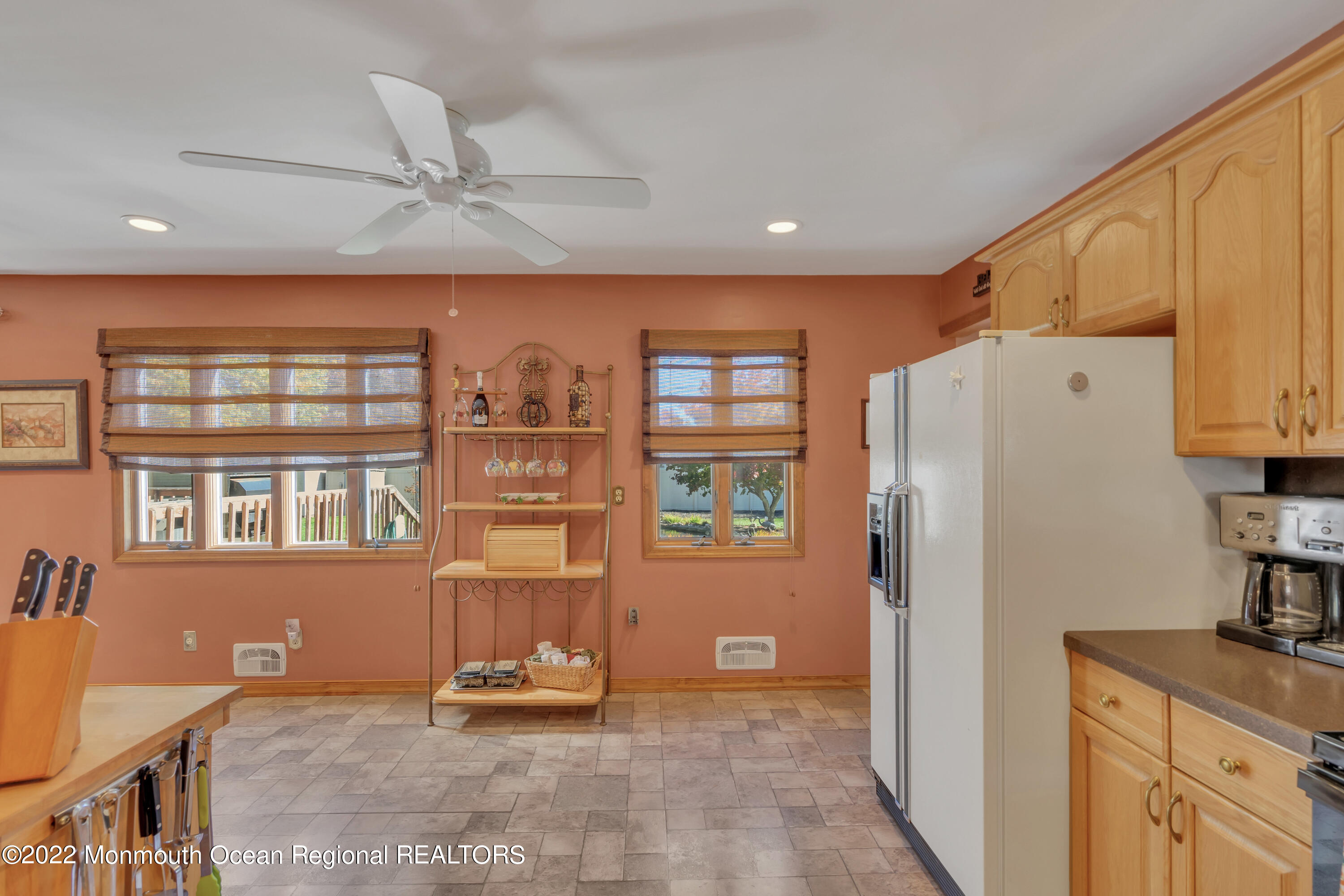 17 Glenmore Road Freehold, NJ 07728 - Photo 16 of 67 060_ev203233