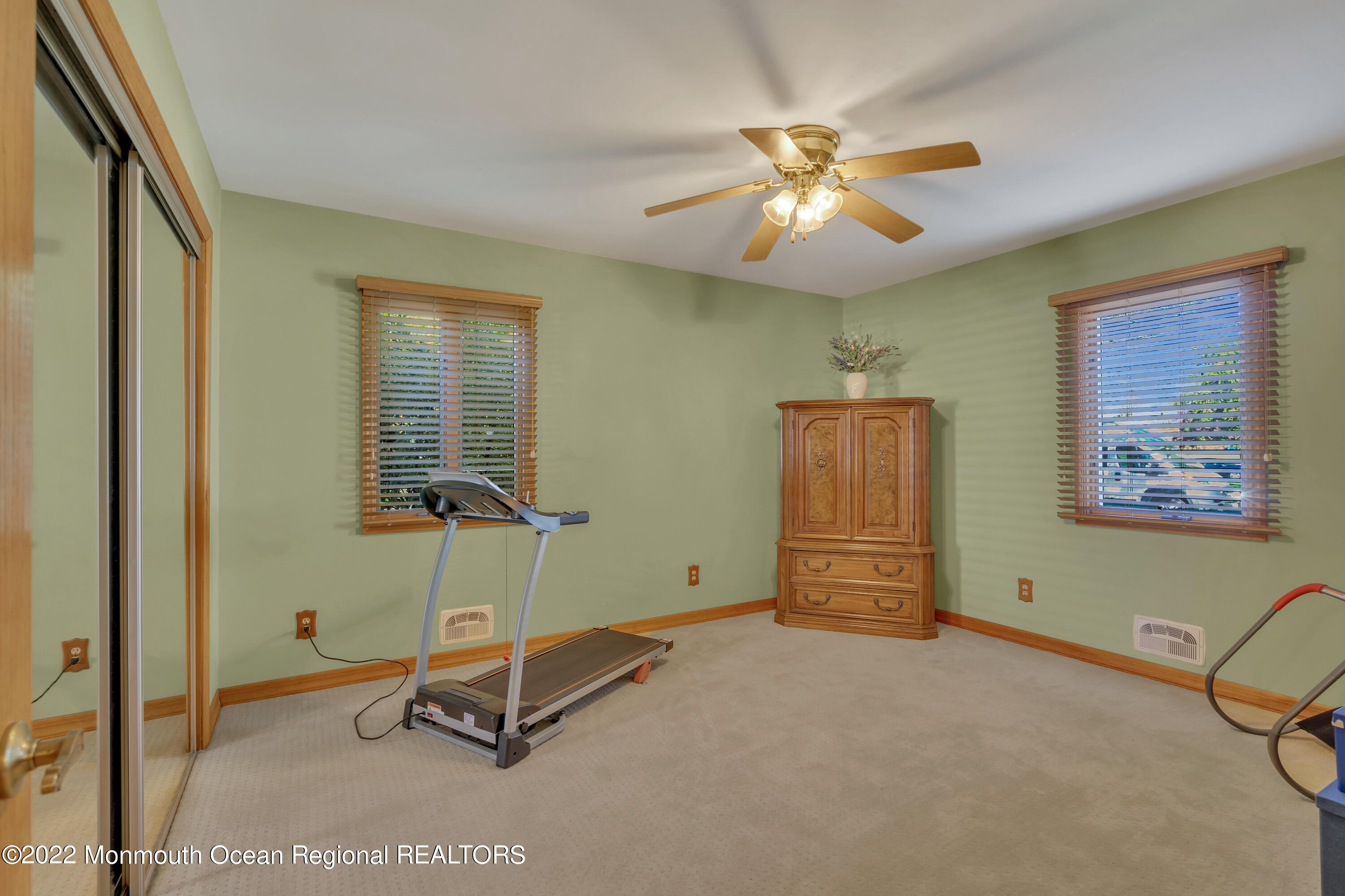 17 Glenmore Road Freehold, NJ 07728 - Photo 27 of 67 021_ev203023