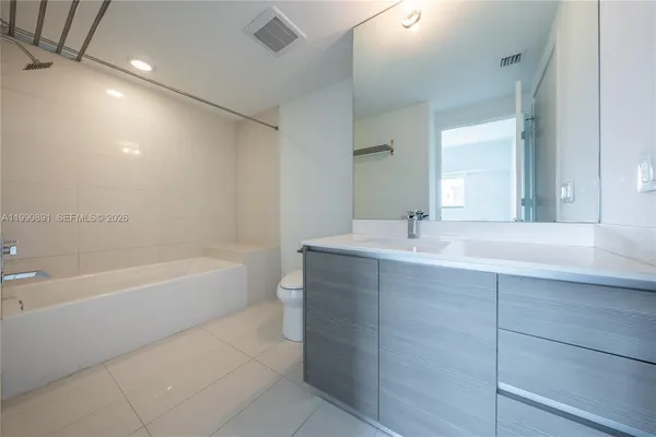$4,750 | 460 Northeast 28th Street, Unit 707, Miami, FL 33137