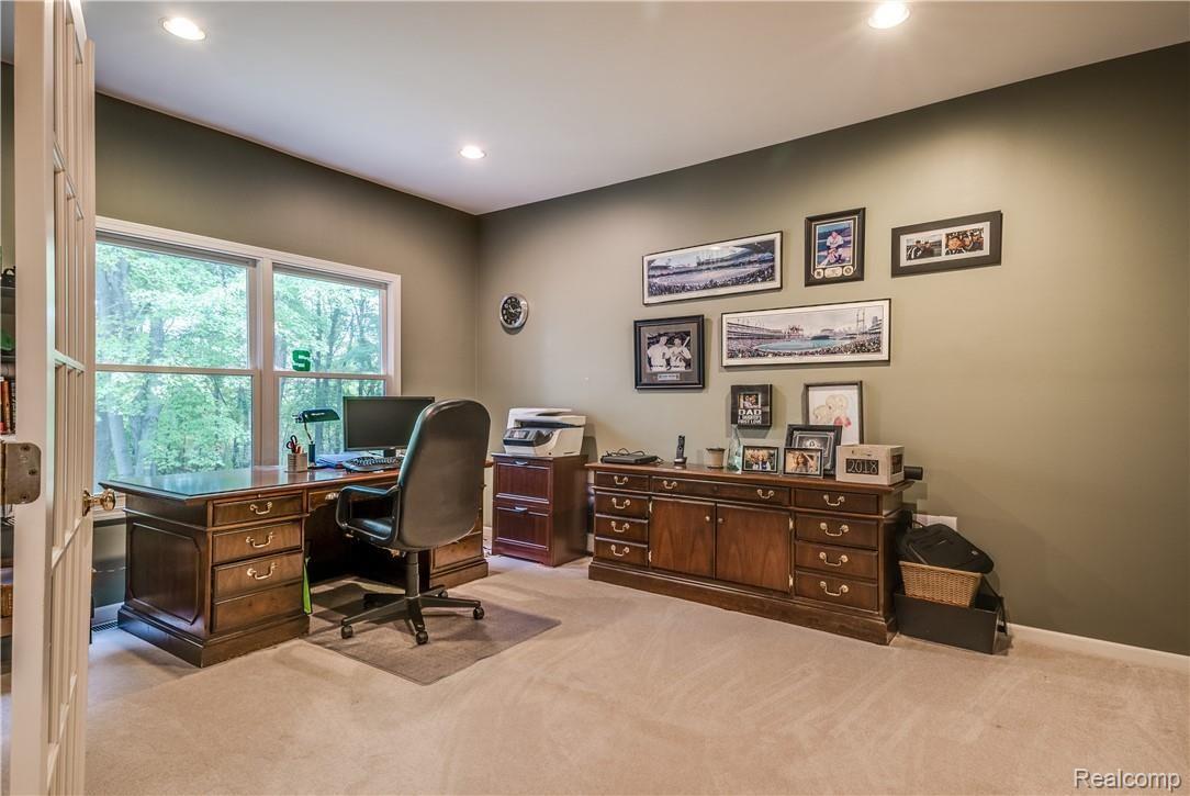 260 Hawk Ridge Drive Clarkston, MI 48348 - Photo 55 of 91 Interiors (27 of 63).jpg