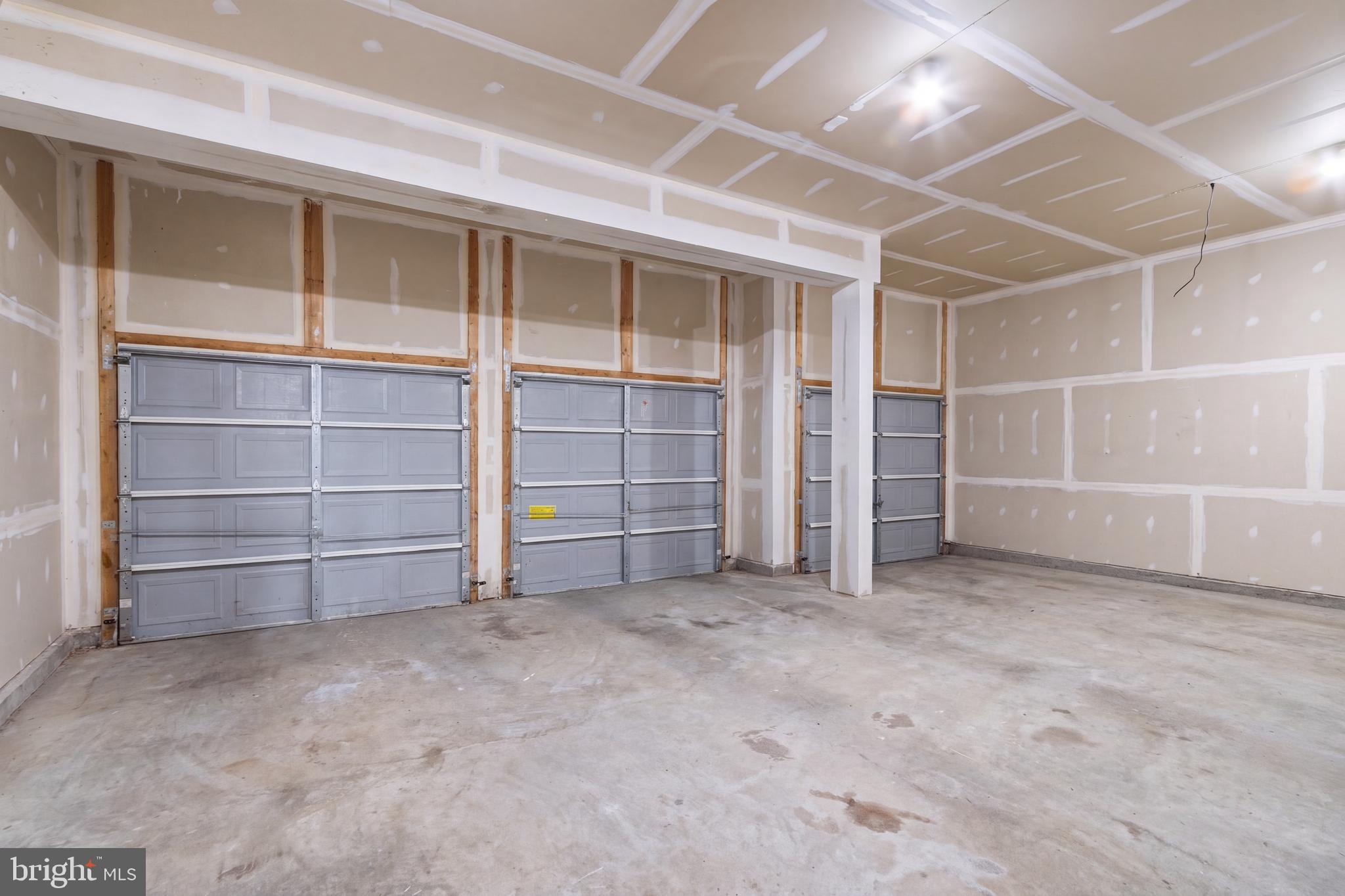 10102 Mike Road Fort Washington, MD 20744 - Photo 43 of 43 Garage