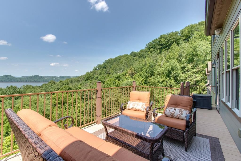 111 Vista Point Road, Unit 111 Silver Point, TN 38582 - Photo 2 of 30 Gallery Image 2