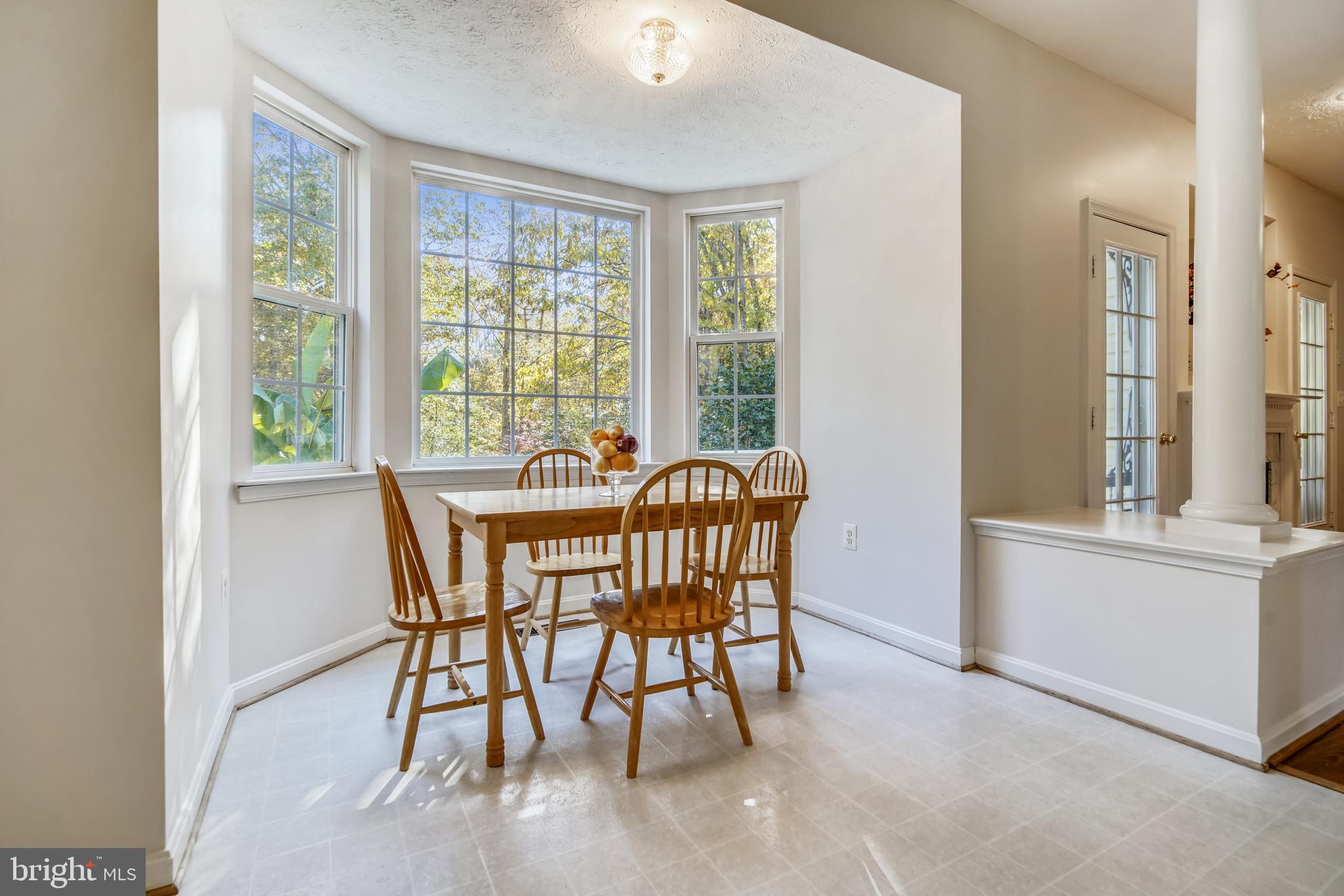 40751 Merlin Way Leonardtown, MD 20650 - Photo 5 of 52 breakfast area with bay window & access to deck
