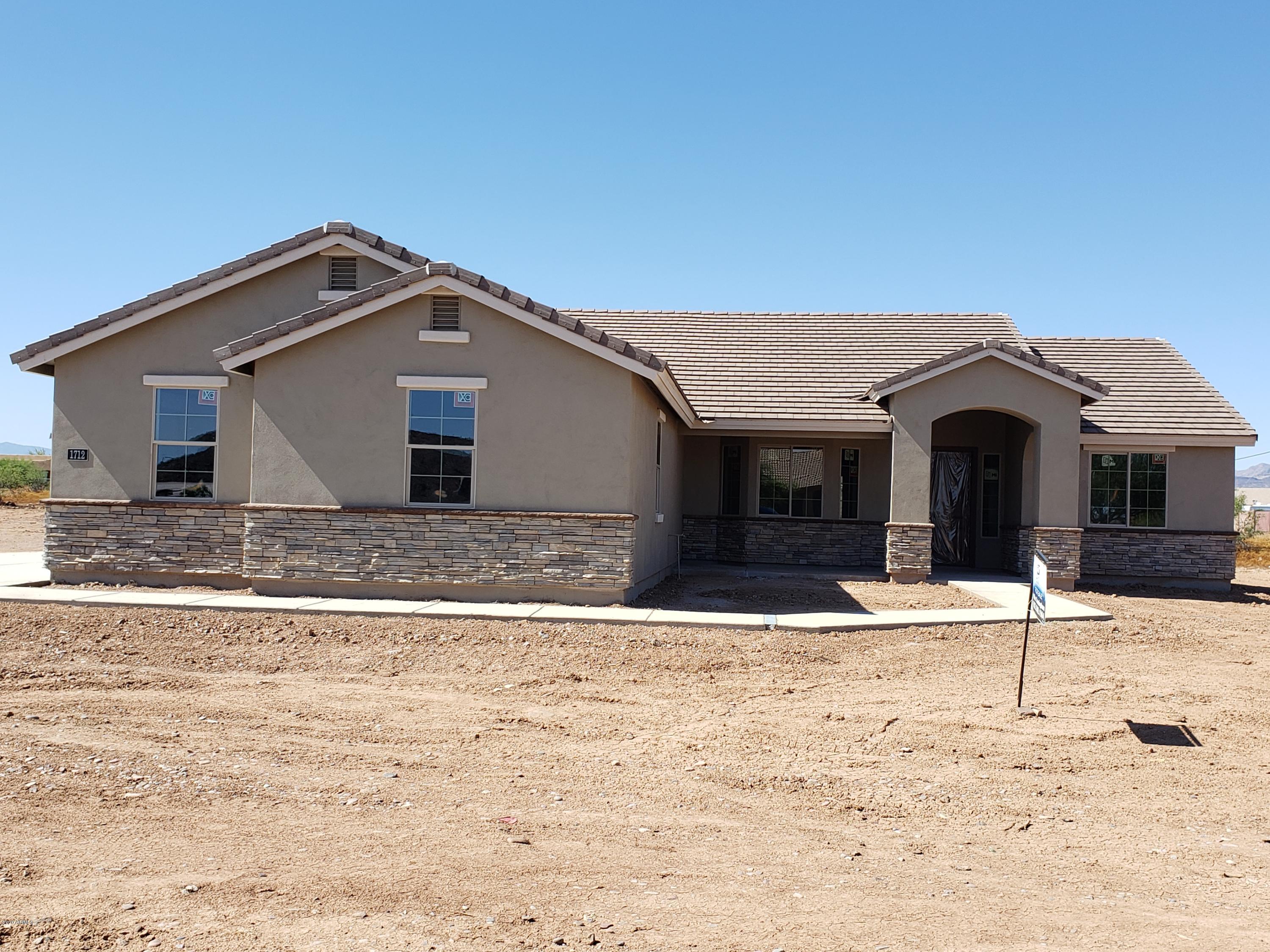 1712 West Tamar Road Phoenix, AZ 85086 - Photo 1 of 14 1712 W TAMAR - FRT ELEVATION
