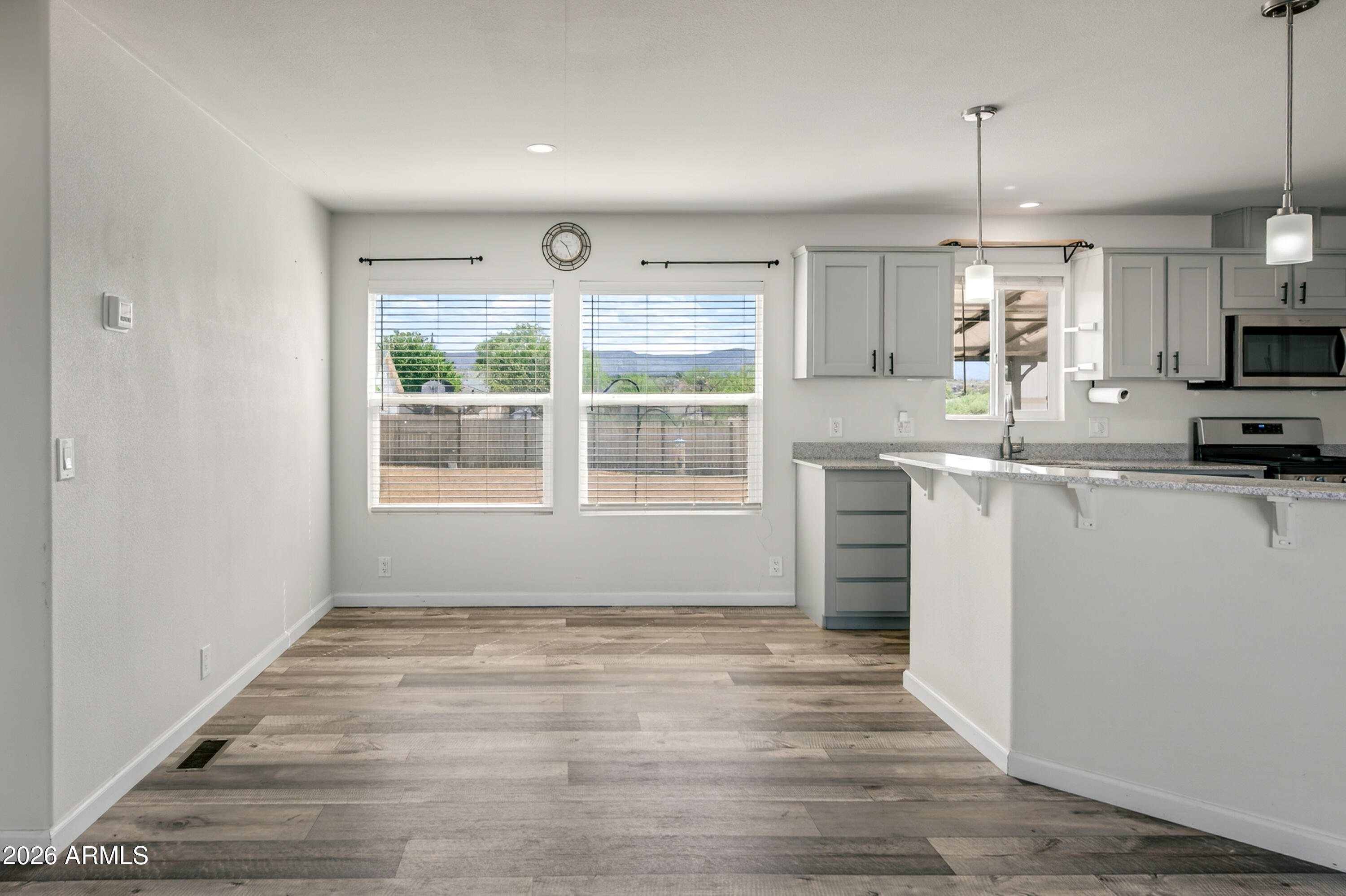 5885 North Robin Lynn Lane Rimrock, AZ 86335 - Photo 9 of 34 5885 N Robin Lynn Ln Rimrock AZ-23