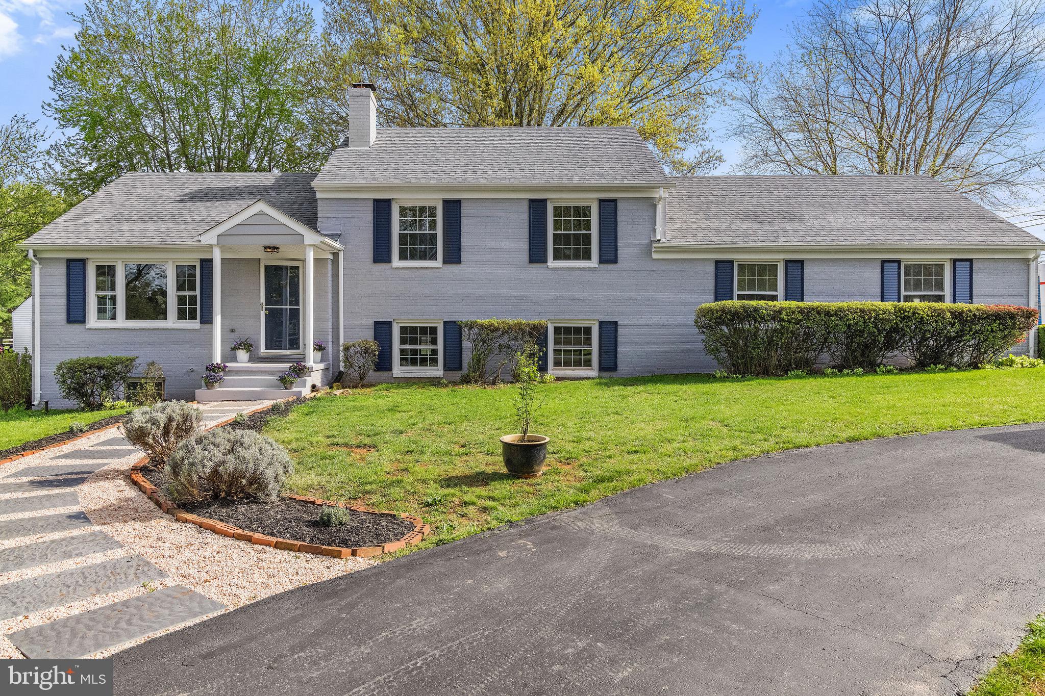 7197 Leeton Ridge Road Warrenton, VA 20186 - Photo 2 of 48 Gallery Image 2