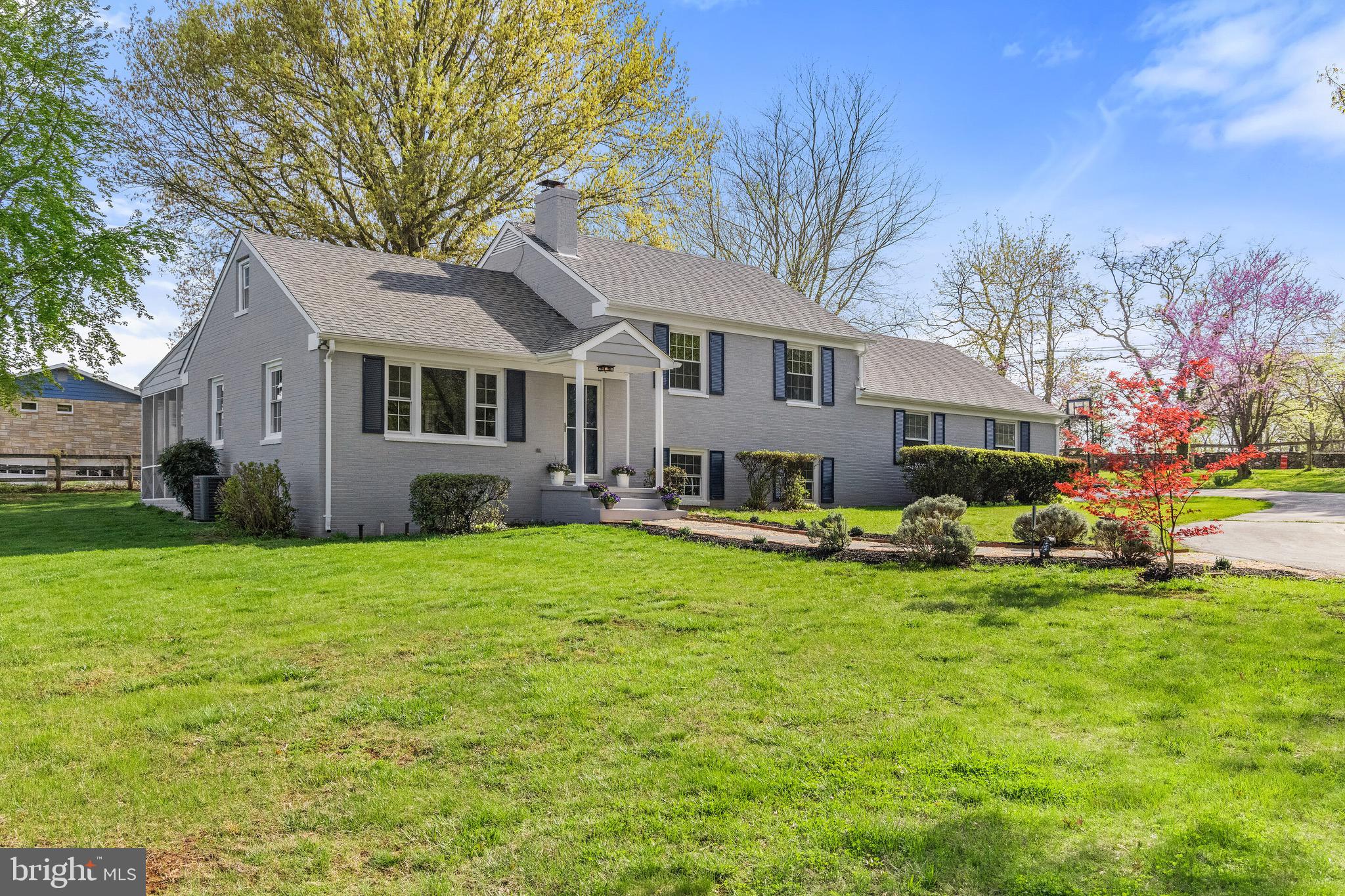 7197 Leeton Ridge Road Warrenton, VA 20186 - Photo 5 of 48 Gallery Image 5