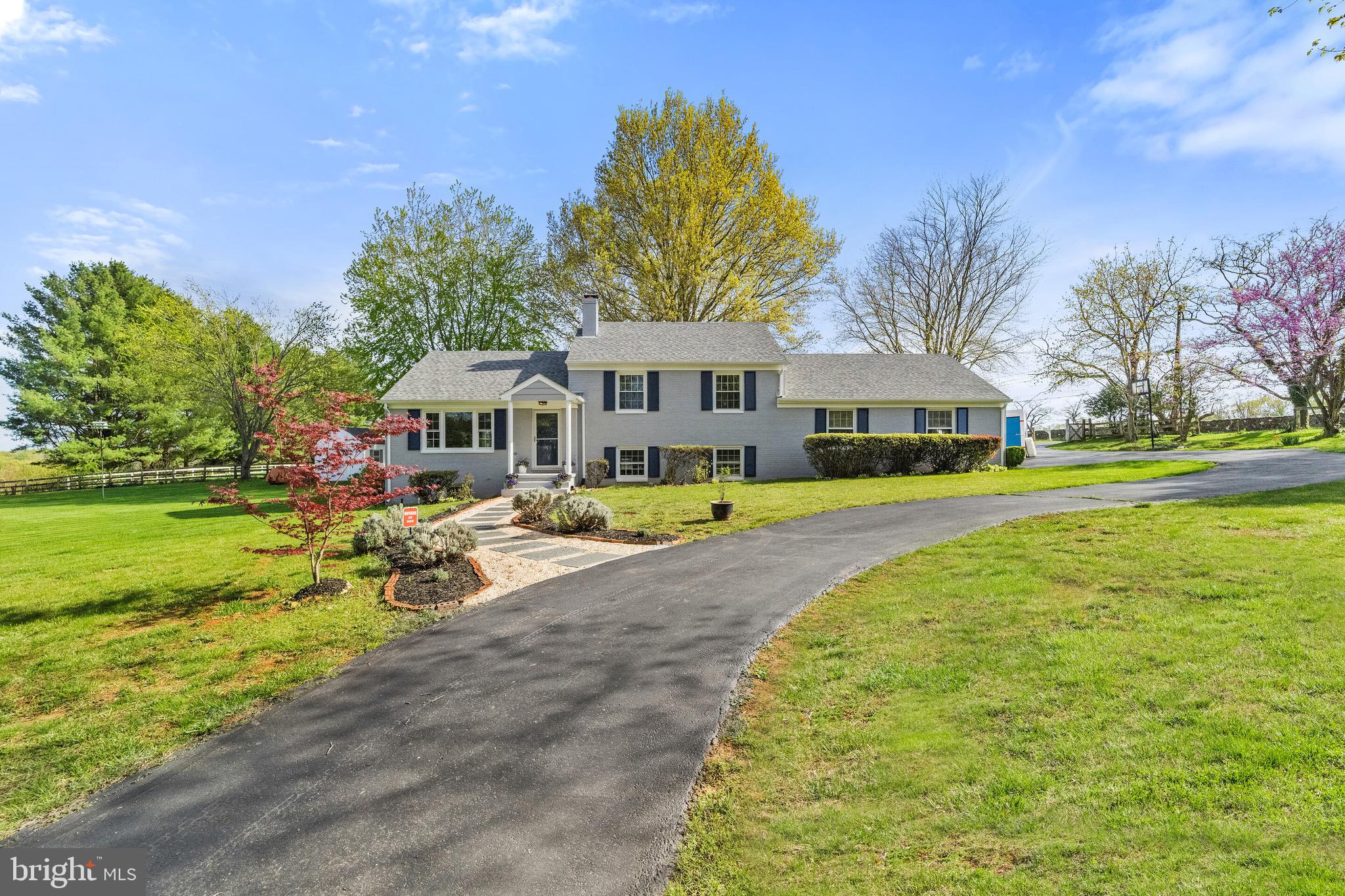 7197 Leeton Ridge Road Warrenton, VA 20186 - Photo 7 of 48 Gallery Image 7