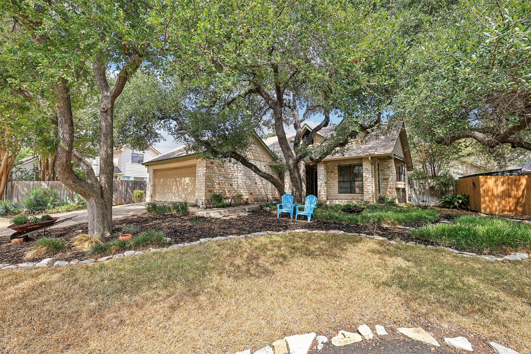 8302 Racine Trail Austin, TX 78717 - Photo 2 of 25 Gallery Image 2