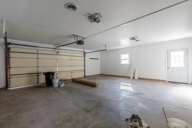a view of a garage room