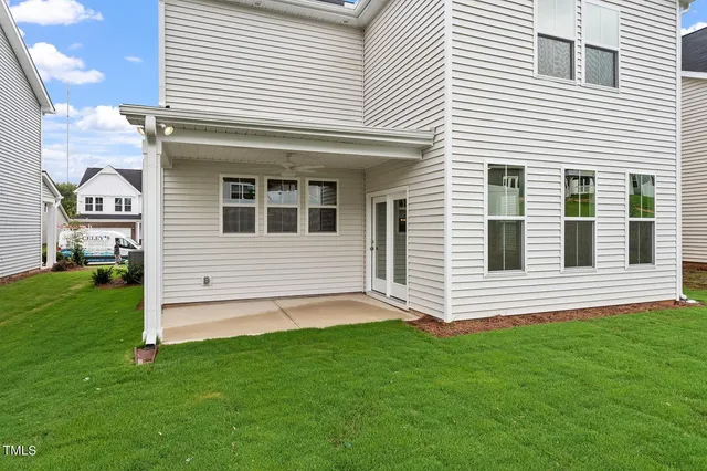 $399,000 | 264 Meadowbark Bend, Unit 43, Garner, NC 27529