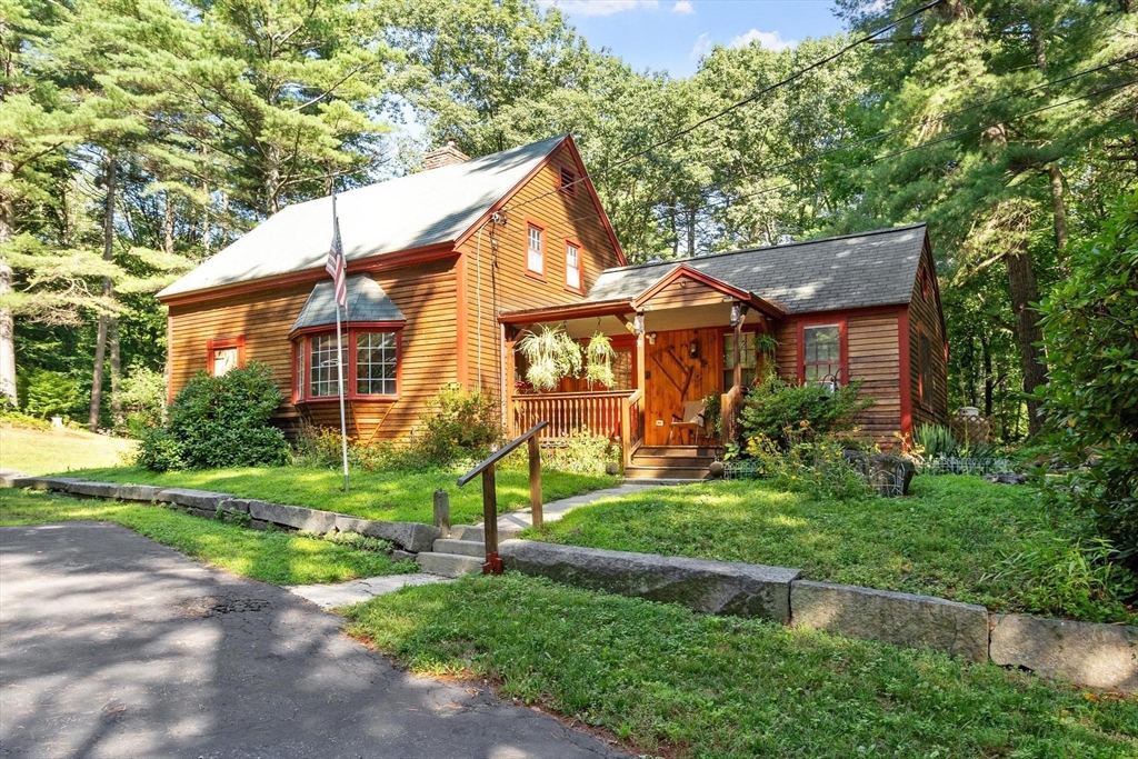38 Laurelwood Road Sterling, MA 01564 - Photo 1 of 40 Gallery Image 1