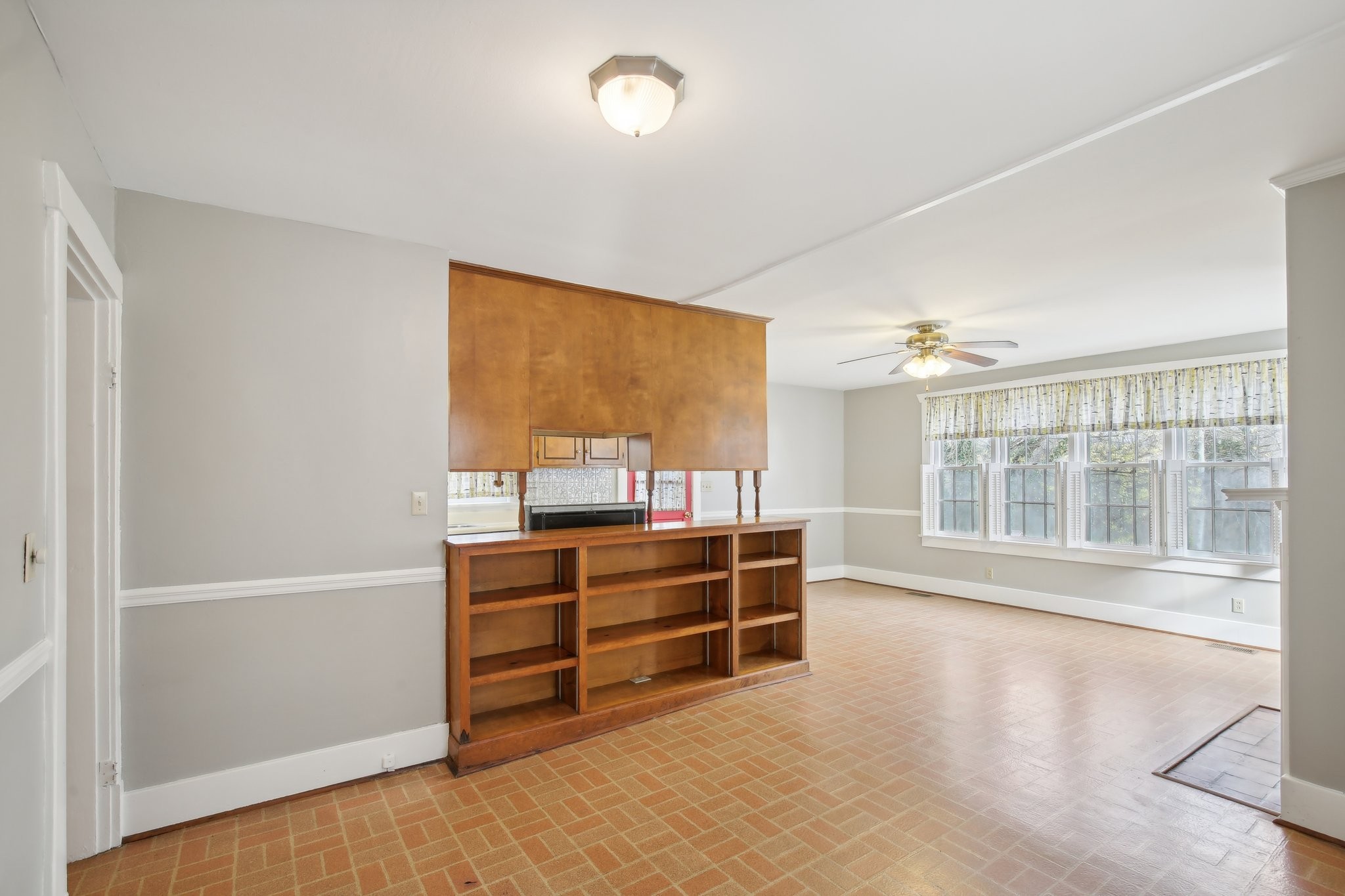 304 North Main Street Springfield, TN 37172 - Photo 13 of 60 a view of room with window and hardwood floor