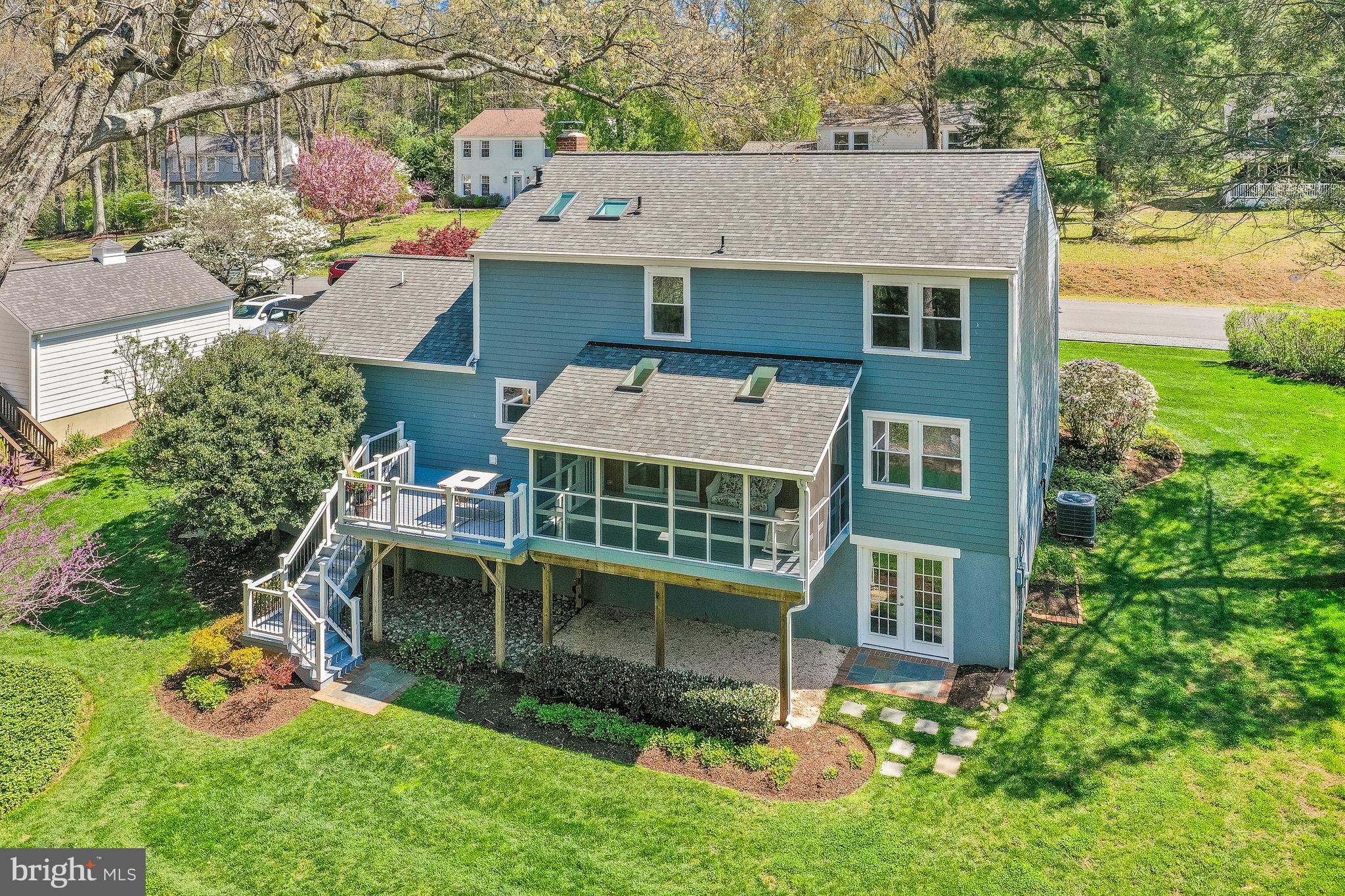 10908 Howland Drive Reston, VA 20191 - Photo 2 of 7