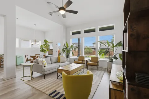 $559,000 | 9001 Spire View, Austin, TX 78744