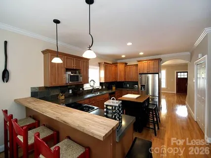 $3,950 | 821 East 37th Street, Charlotte, NC 28205