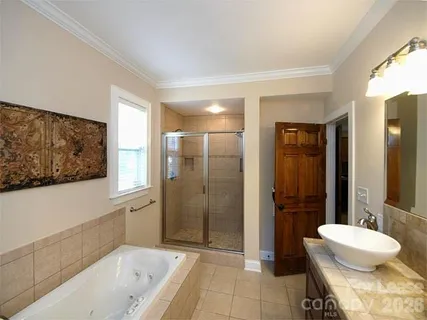 $3,950 | 821 East 37th Street, Charlotte, NC 28205