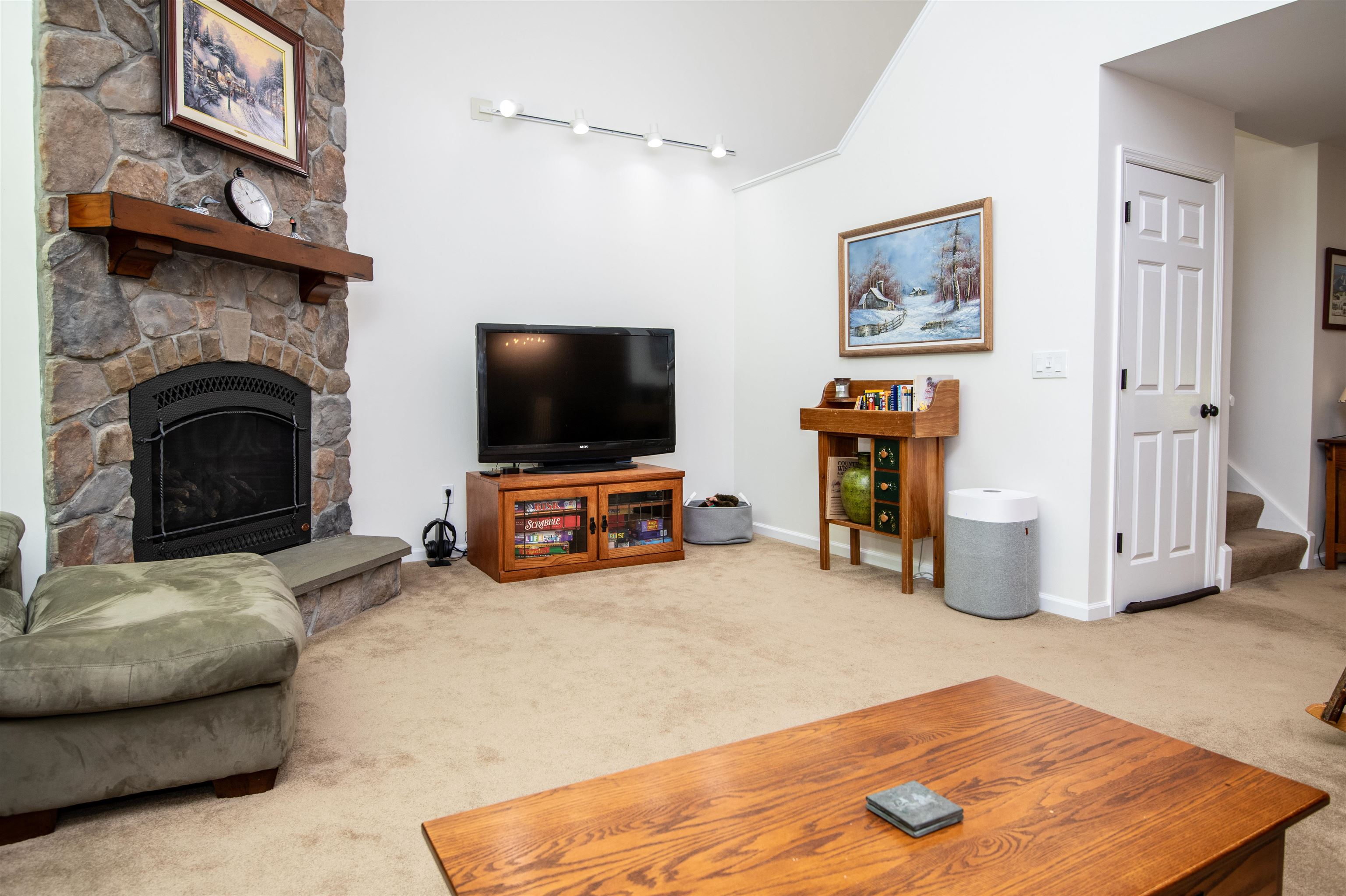 273 Birch Landing Road, Unit 23 Plymouth, VT 05149 - Photo 5 of 60