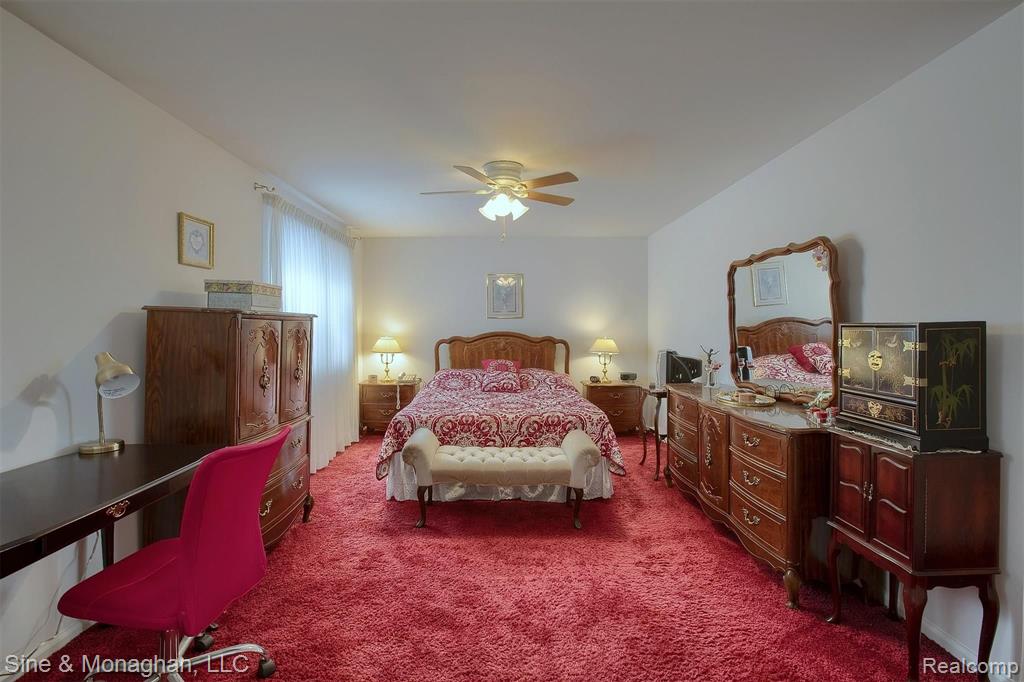 35 Vernier Road Grosse Pointe Shores, MI 48236 - Photo 16 of 38