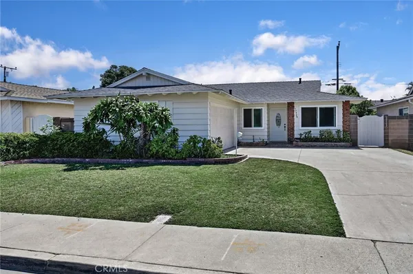 $1,050,000 | 17524 Thornlake Avenue, Artesia, CA 90701