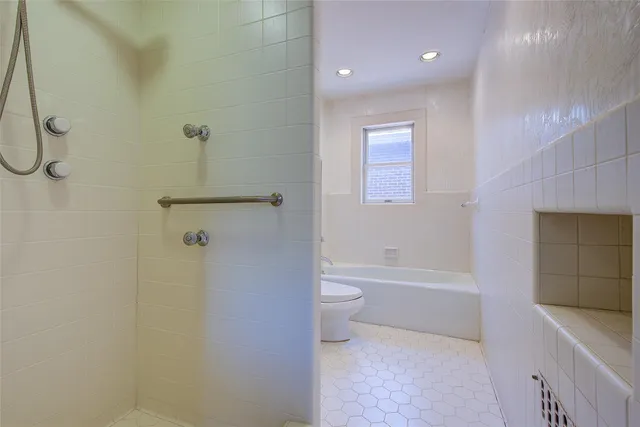 $1,100,000 | 8507 Union Turnpike | Glendale