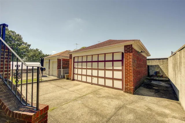 $1,100,000 | 8507 Union Turnpike | Glendale