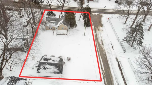 $280,000 | 5935 Sawyer Road, Sawyer, MI 49125