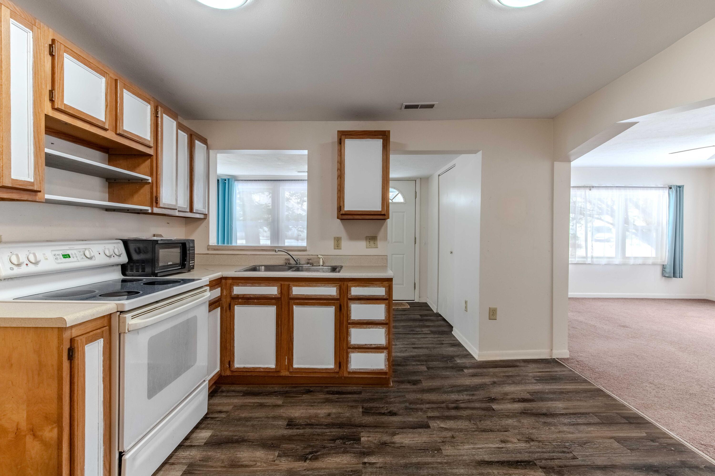 5935 Sawyer Road Sawyer, MI 49125 - Photo 3 of 18 Kitchen