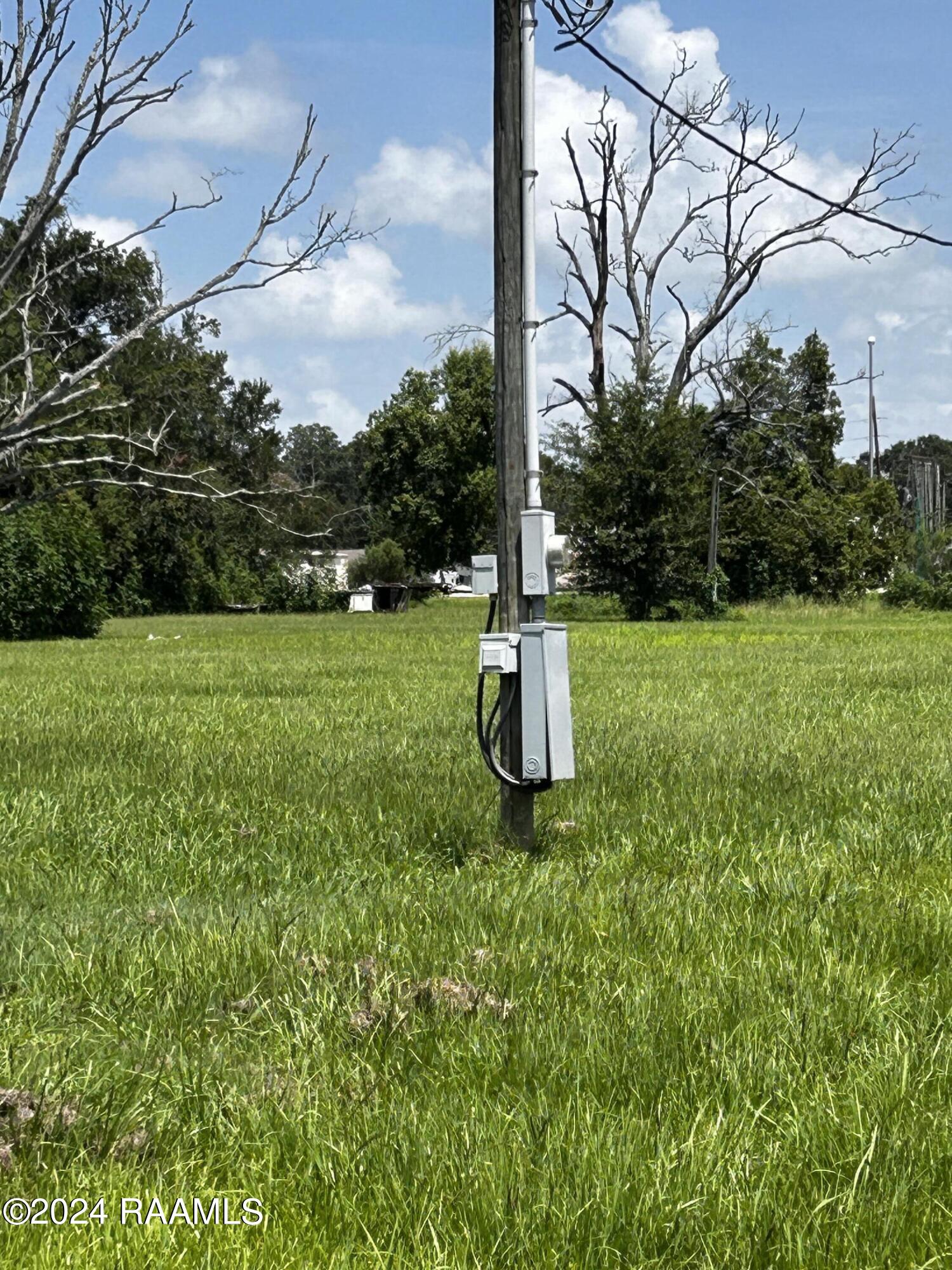 205-211 North President Street Delcambre, LA 70528 - Photo 8 of 10 IMG_7116