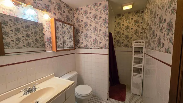 $249,000 | 535 West 1st Street, Cottonwood, MN 56229