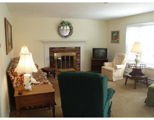 52 Merideth Way Barnstable, MA 02632 - Photo 5 of 5