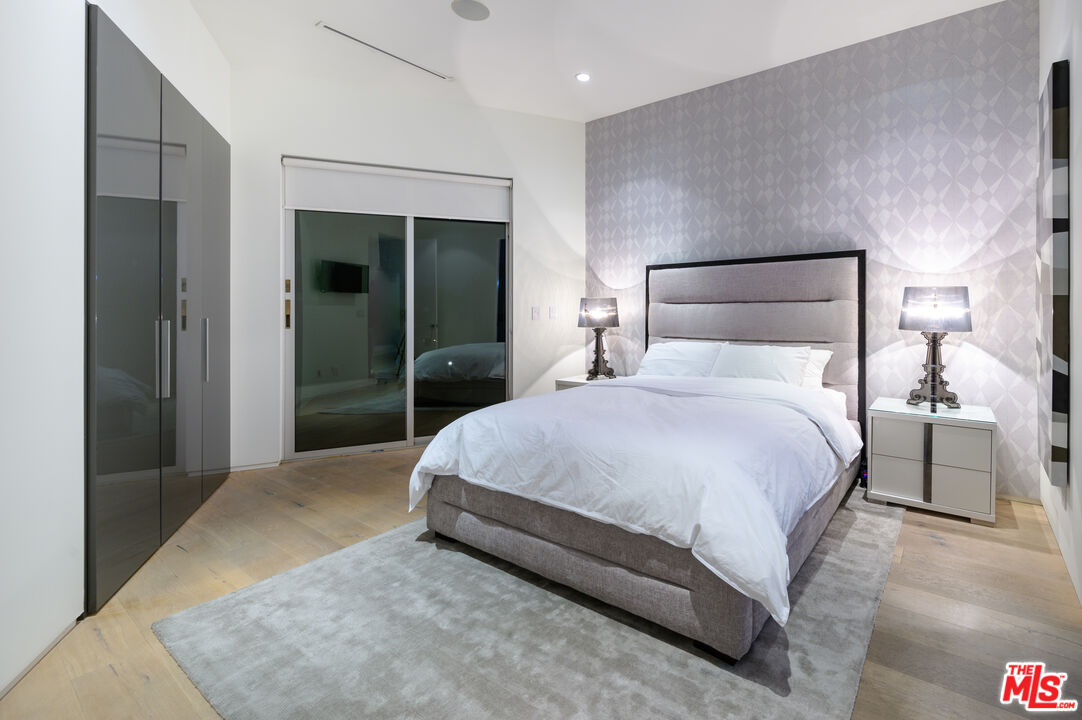 6660 Colgate Avenue Los Angeles, CA 90048 - Photo 24 of 32 Gallery Image 24