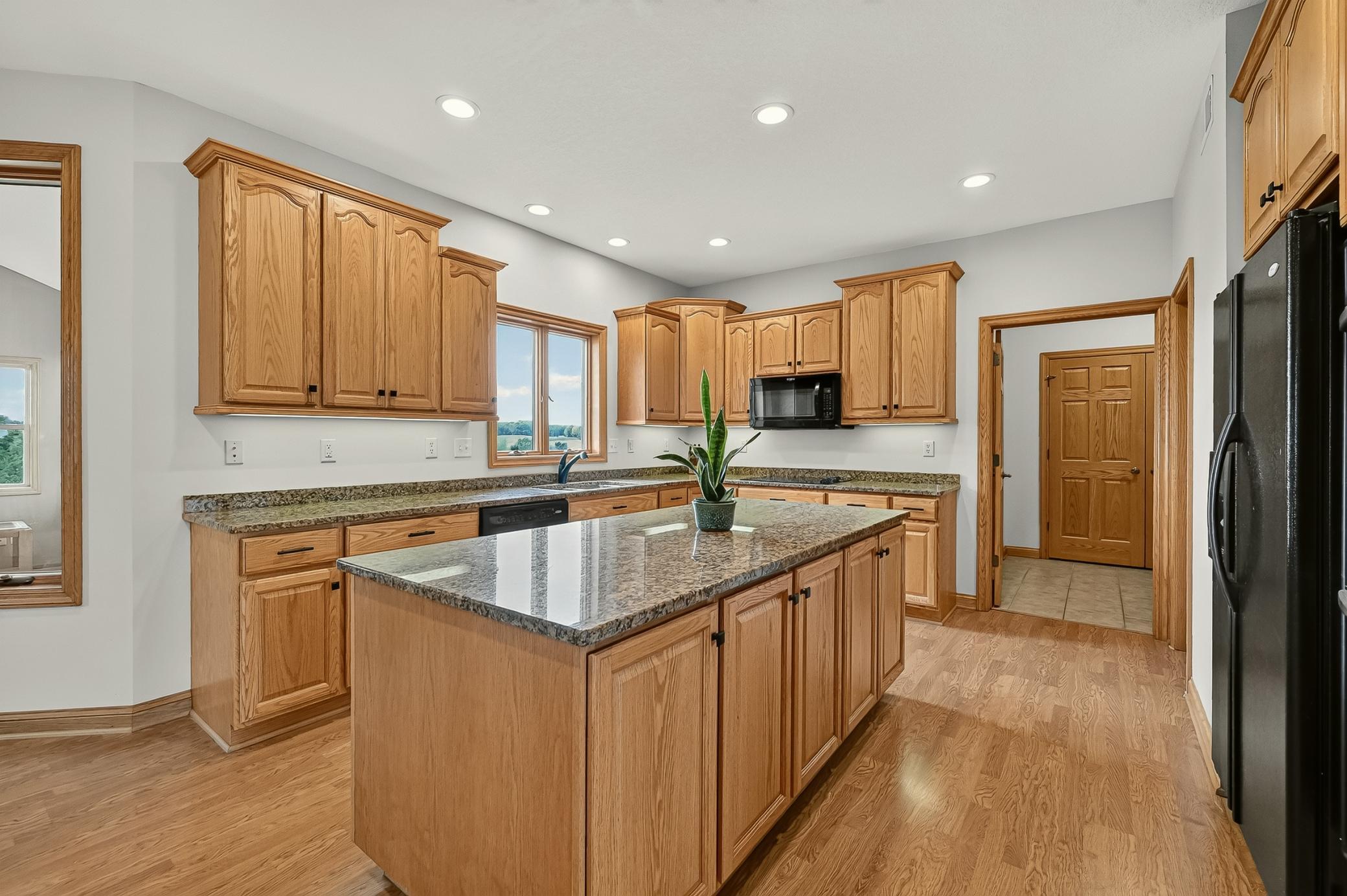 570 Valley View Road Southwest Oronoco, MN 55960 - Photo 6 of 72 Gallery Image 6
