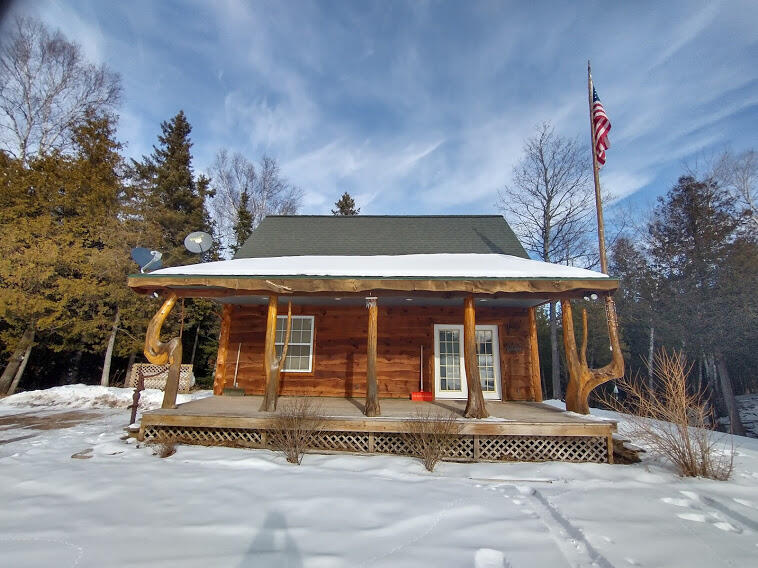 14264 Rose Road Cheboygan, MI 49721 - Photo 3 of 34 Gallery Image 3