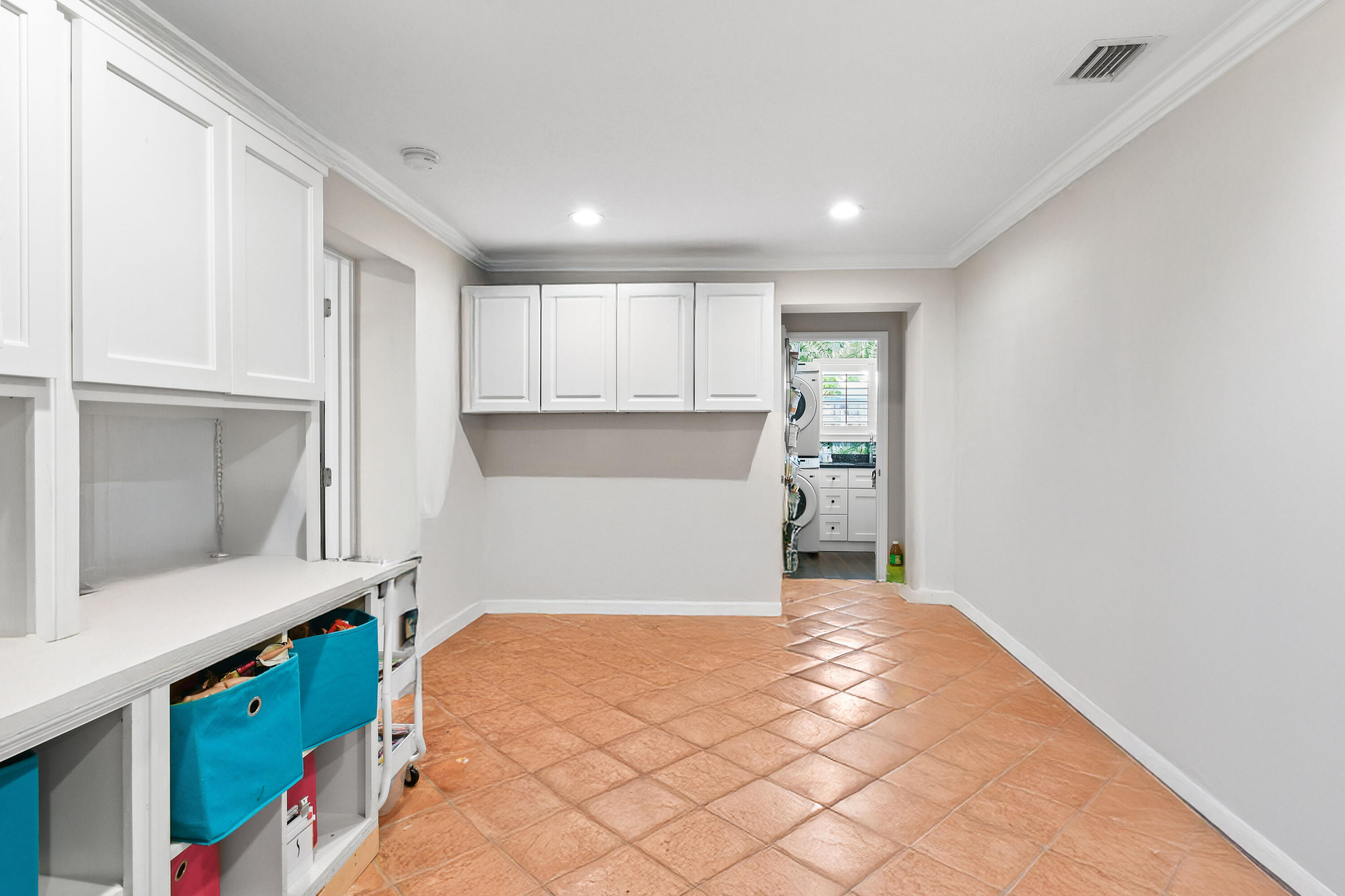 106 Windsor Road East Jupiter, FL 33469 - Photo 17 of 44 Flex Space