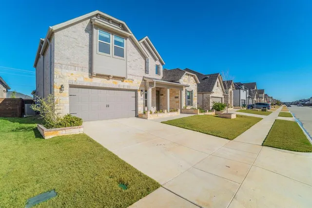 $695,000 | 1404 Huckleberry Street, Northlake, TX 76226