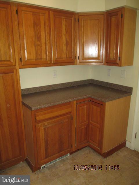 4501 Harcourt Road Baltimore, MD 21214 - Photo 10 of 19 Kitchen