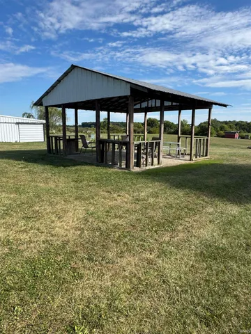 $295,000 | 4803 West 500 North, Winchester, IN 47394