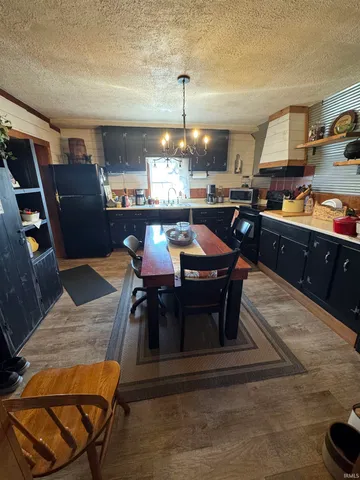 $295,000 | 4803 West 500 North, Winchester, IN 47394