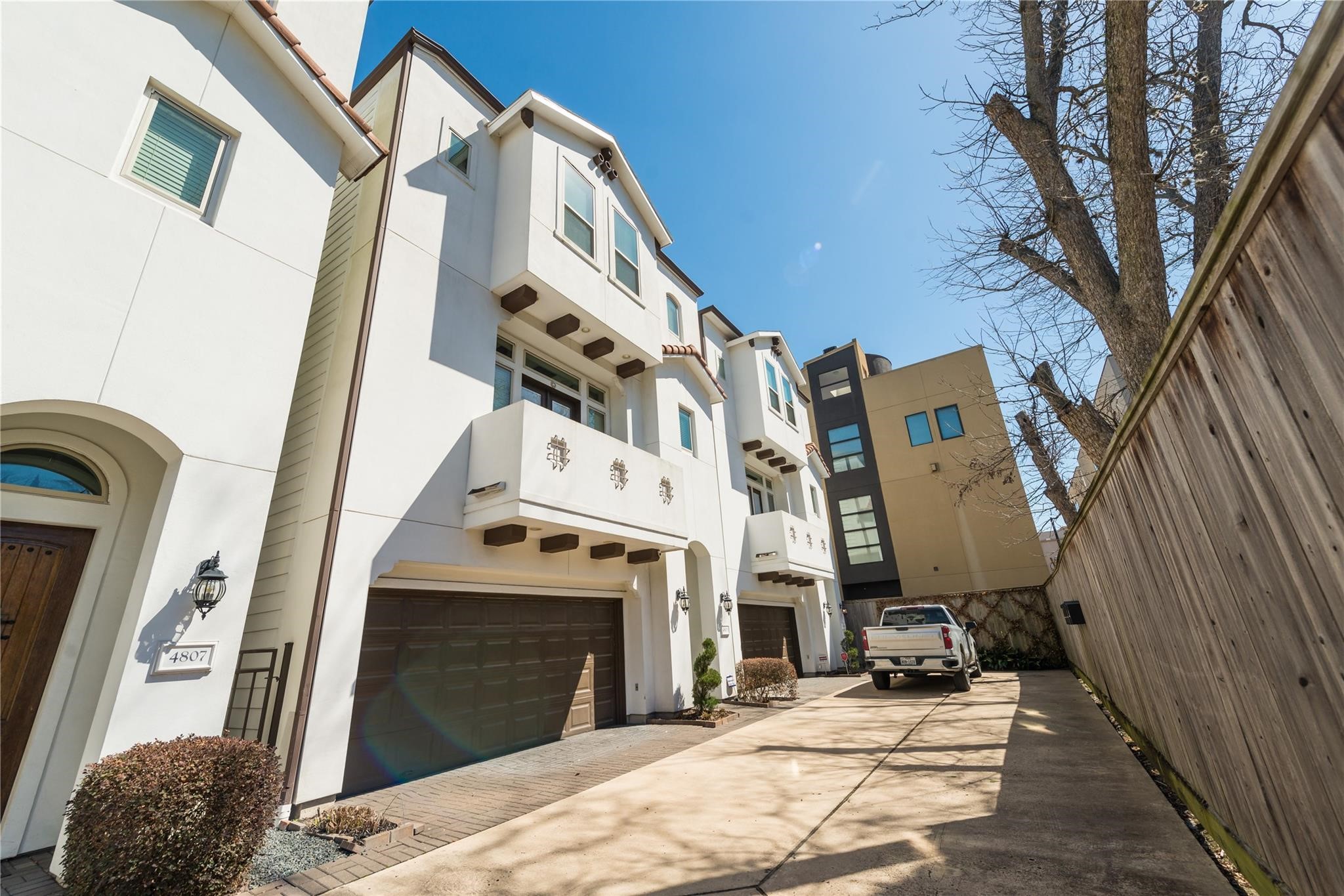 4805 Jackson Street Houston, TX 77004 - Photo 2 of 38