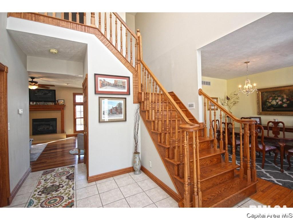 4304 Lavender Lane Springfield, IL 62711 - Photo 2 of 31