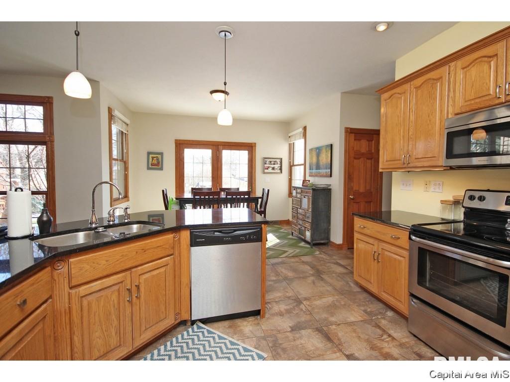 4304 Lavender Lane Springfield, IL 62711 - Photo 10 of 31