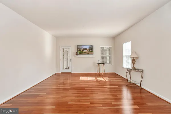 $539,900 | 6227 East Dranesville Drive, Fredericksburg, VA 22407