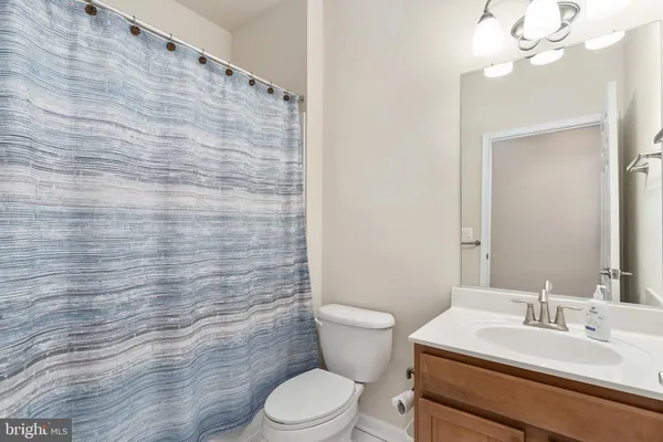 $539,900 | 6227 East Dranesville Drive, Fredericksburg, VA 22407